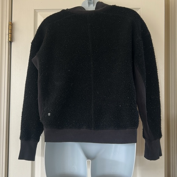 Lululemon Sherpa Quarter Zip - Picture 4 of 5